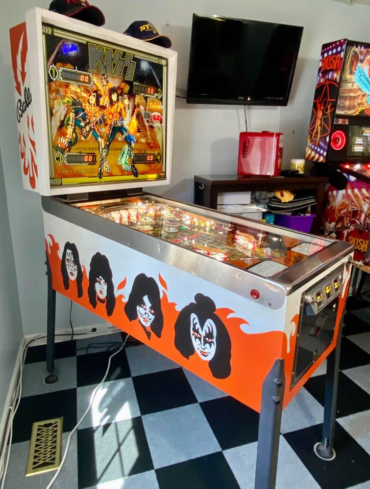 IMG_20240522_851 Kiss - Bally 1979 - Image 1